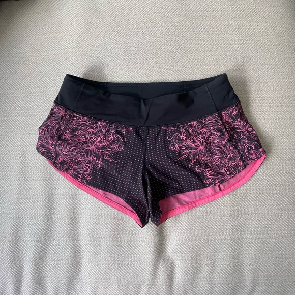 Lululemon Speed Up Shorts 2.5” - Picture 5 of 9